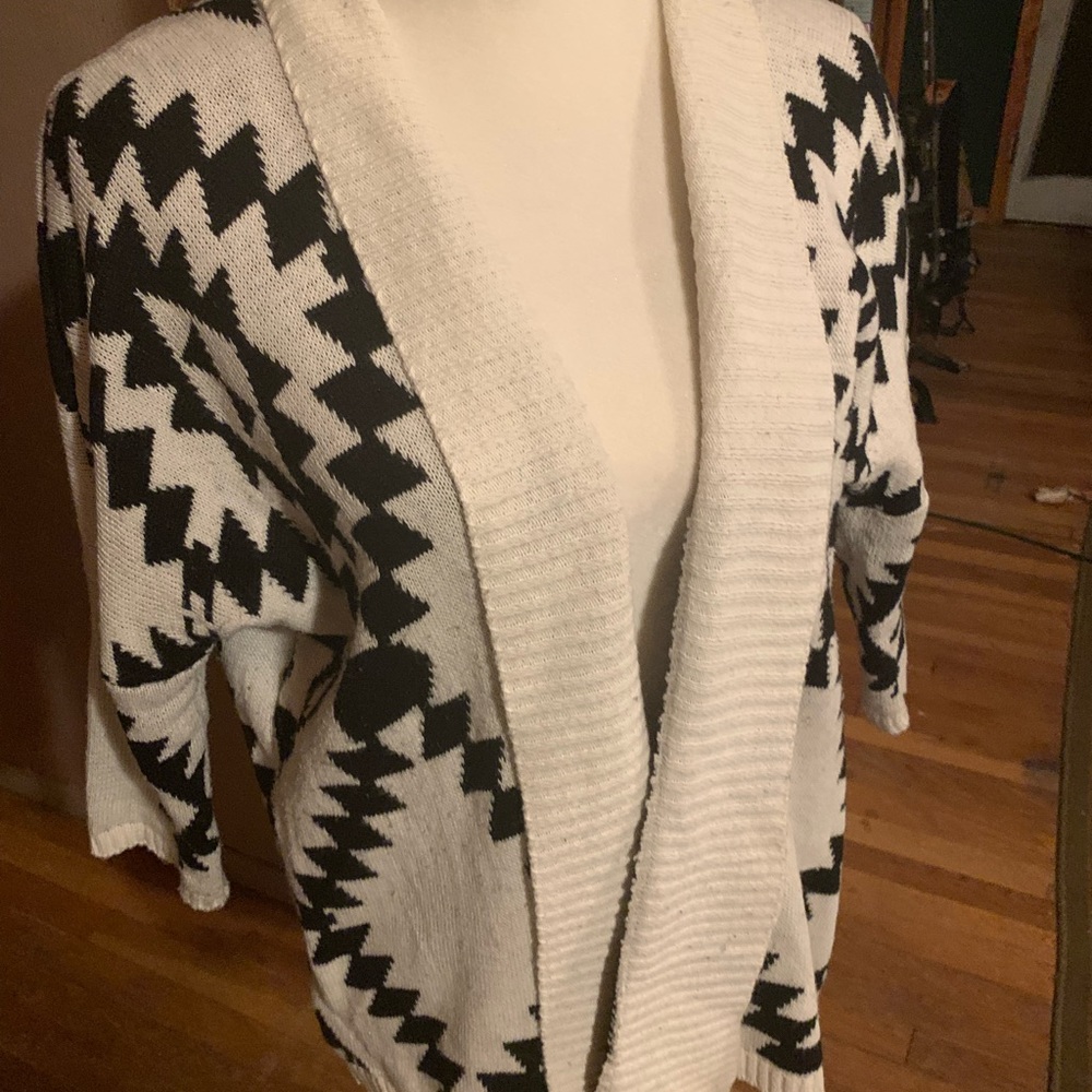 Staggered Pattern sweater
